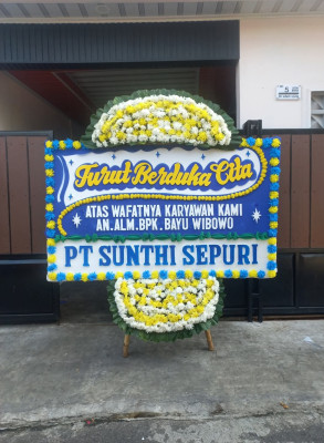Papan Bunga Duka di Tanara