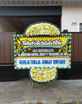 Papan Bunga Duka di Tanara